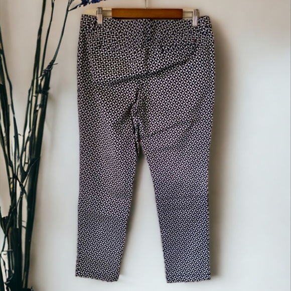 Tommy Hilfiger Stretch Slim Ankle Pants Size 10 - Picture 3 of 9